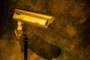 홈 CCTV 야간 모드 화질 비교 테스트