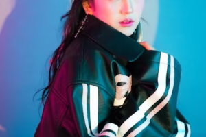 메탈릭 아이라이너 지속력 높이는 3가지 비결