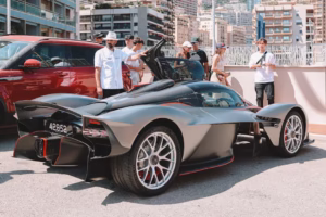 경차에서 슈퍼카로 성공한 실제 사연 공개