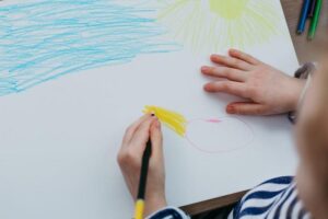 그림 그리기로 뇌 건강과 창의력 키우기