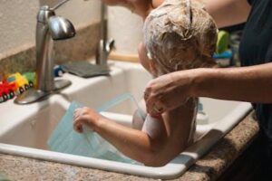 로봇청소기 고르는 법과 관리 팁